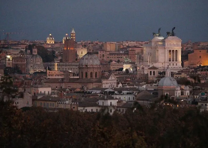 Vatican In The Moonlight Appartement